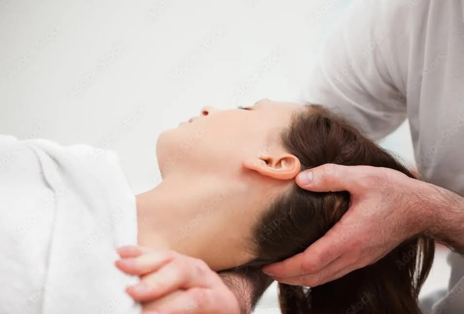 Cours de massage indien du visage, du cuir chevelu et de la zone cervicale - formatrice Lia Chirita